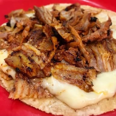 Taco de Pastor con Queso