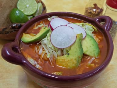 Pozole Rojo de Pollo