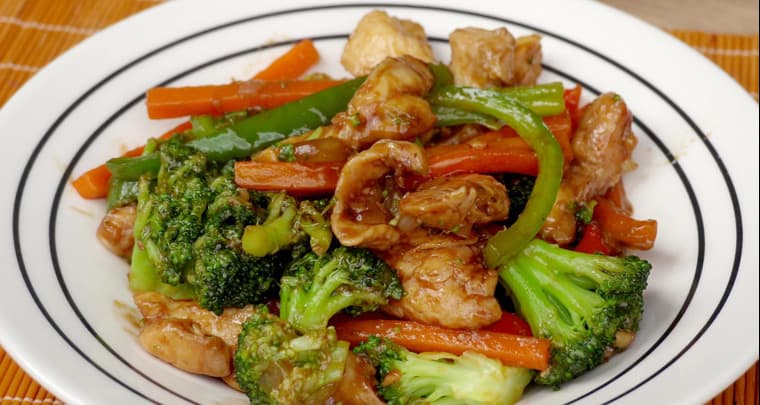 Pollo con Brócoli 西兰花
