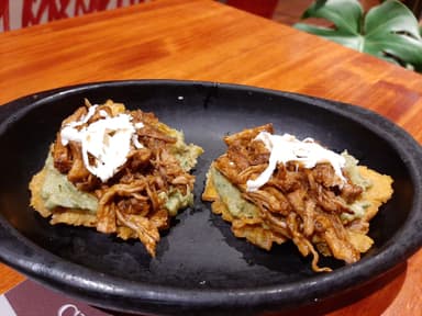 Patacones con Bondiola