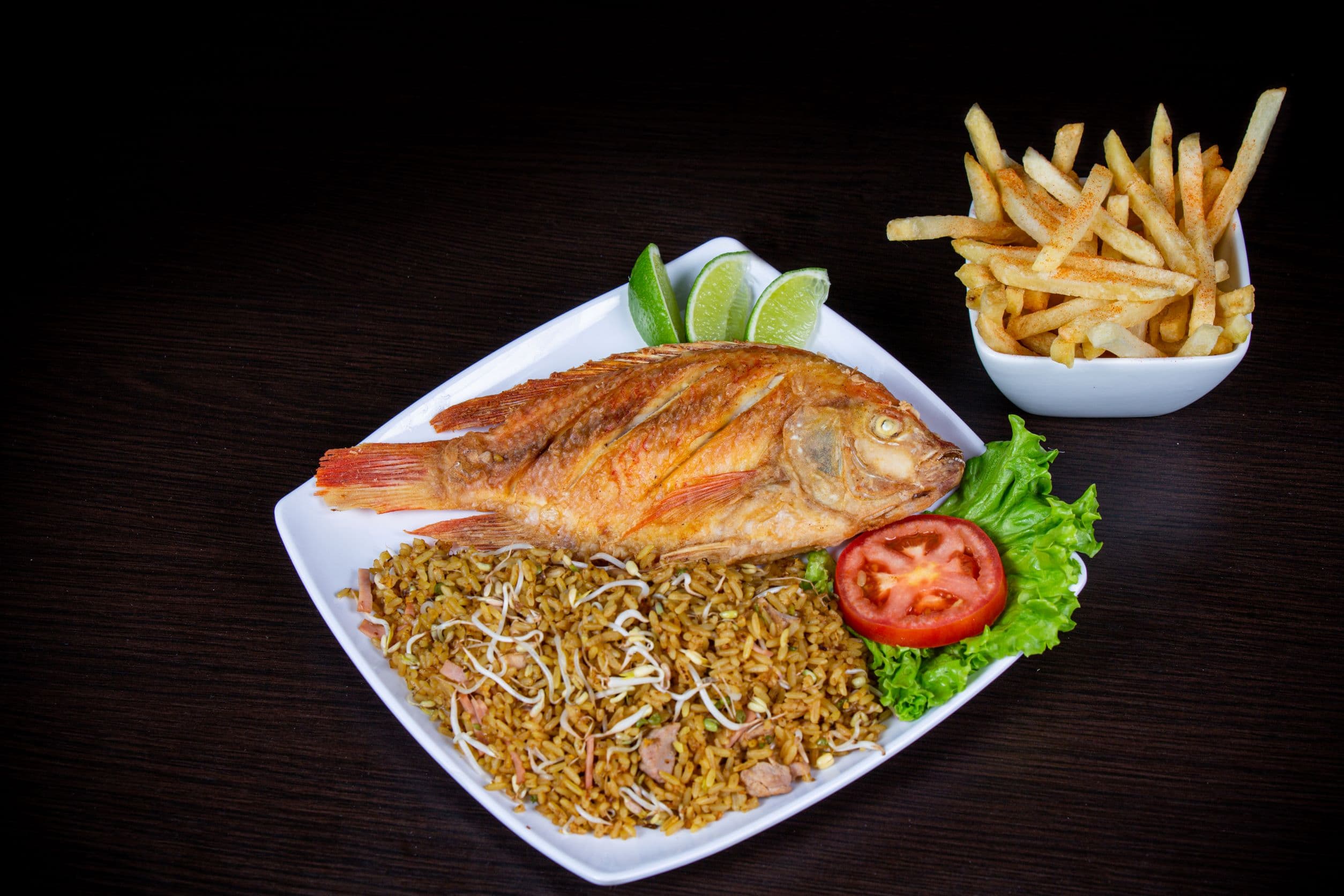 Personal con mojarra