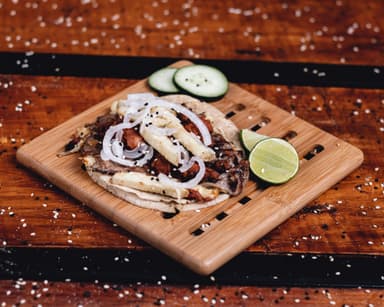 Combo Bistec: 3 Tacos de Bistec +Bebida