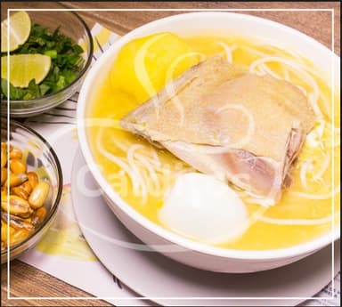 Caldo de Gallina con Presa Grande