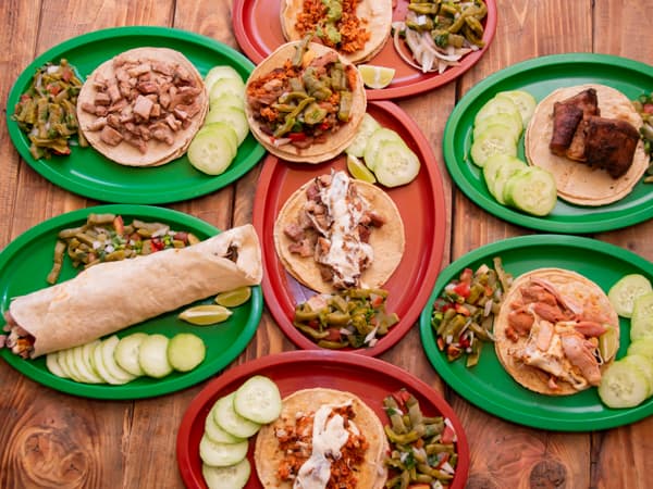 Tacos de Carne Asada Los Tres Carnales