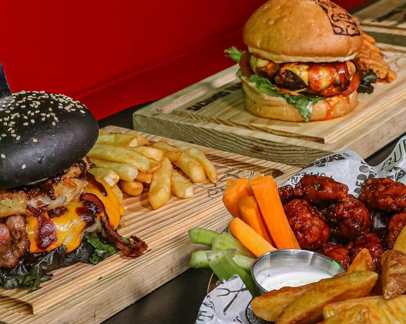 Zombie Burger Grill & Bar Suc. Rondinella