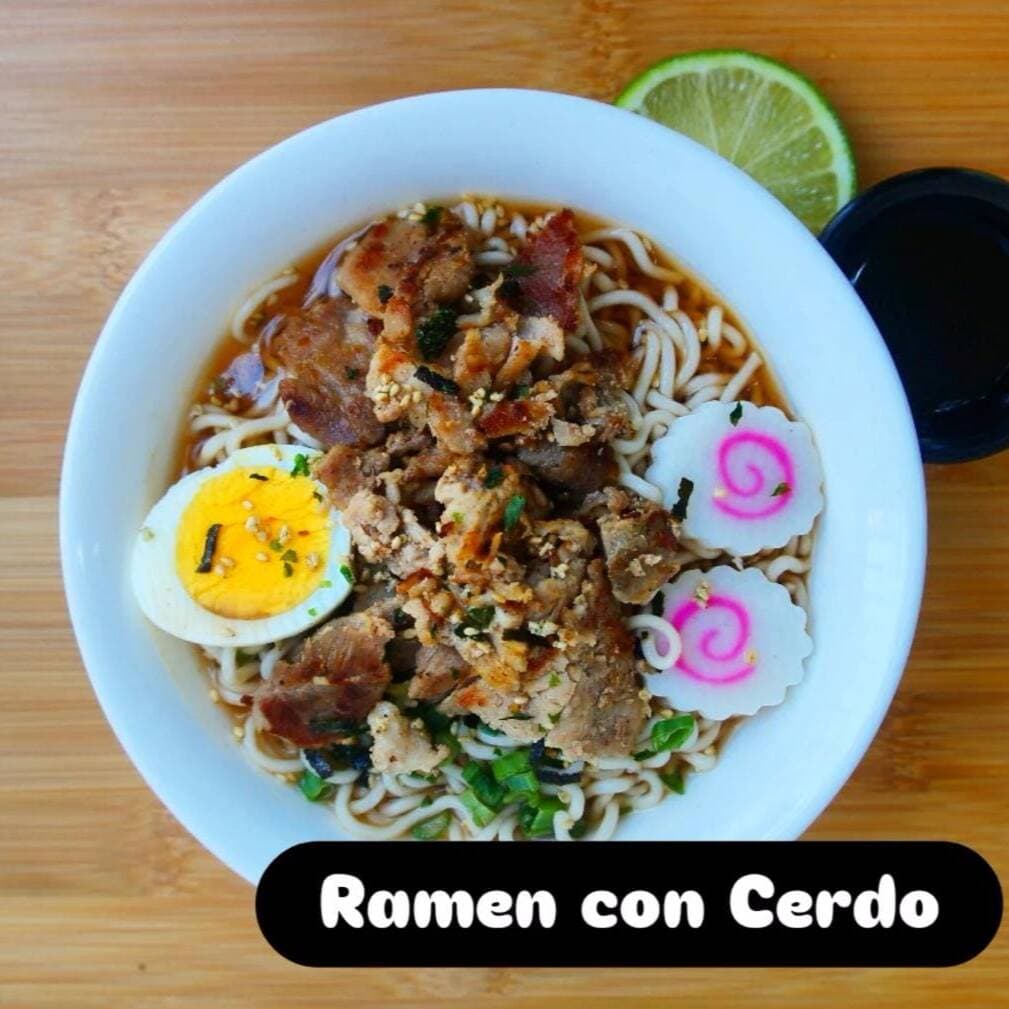 RAMEN con Bistec de Cerdo