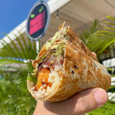 Burrito Pollo Empanizado