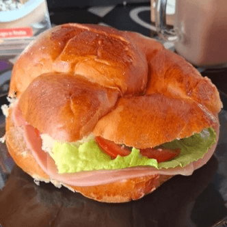 Croissant de Jamón y Queso