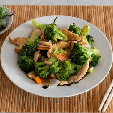 Pollo con Brócoli Estilo Cantonesa