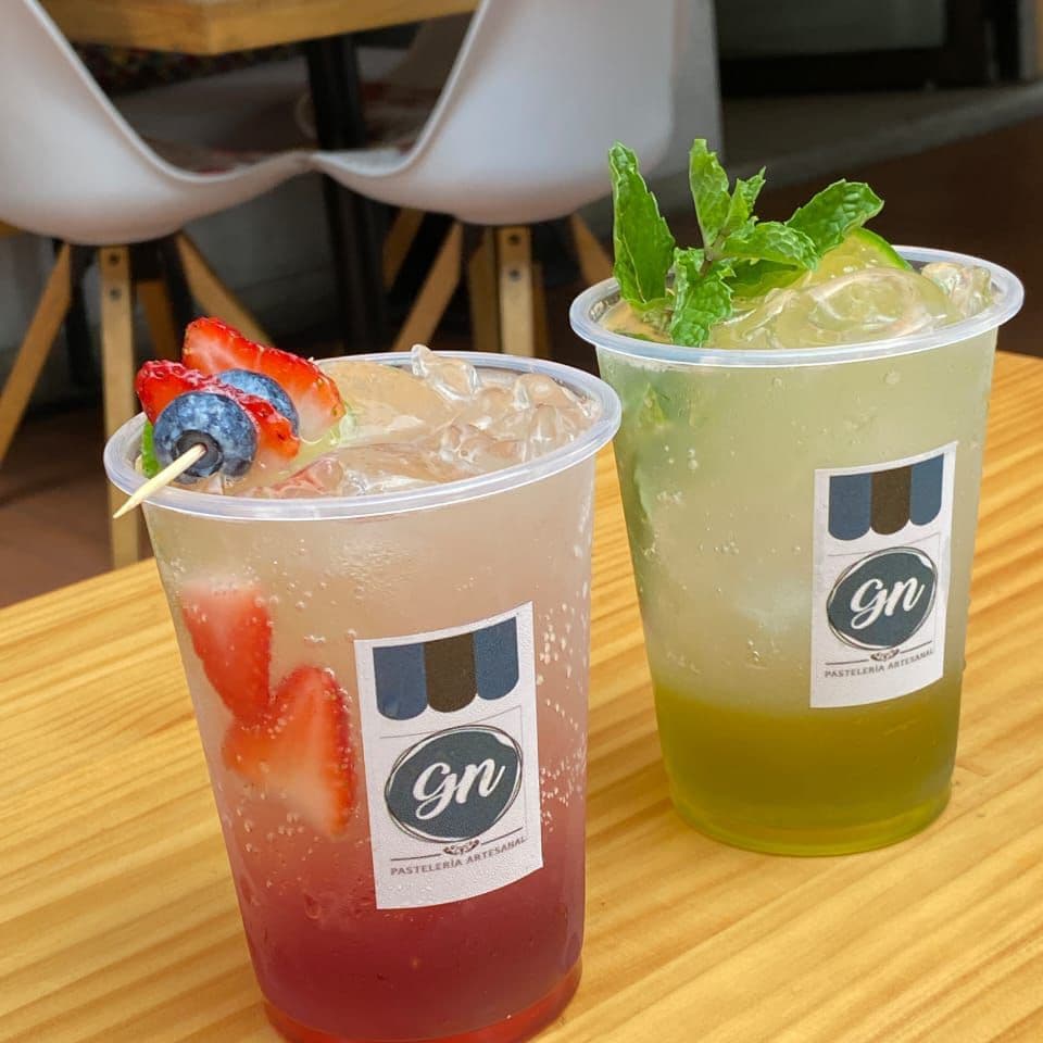 Soda de Frutos Rojos 16 Onz