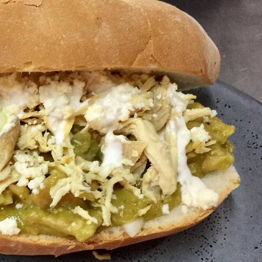 Torta de Chilaquiles
