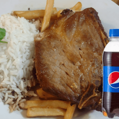 Chuleta fritas + Papas fritas + Pepsi 355 ml