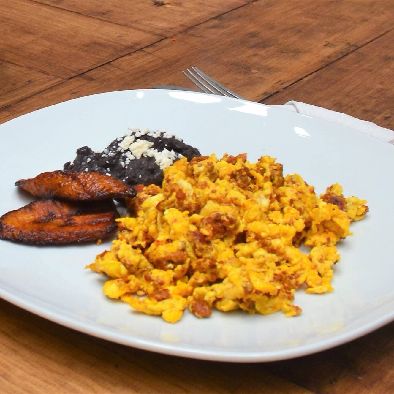 Huevos con Tocino