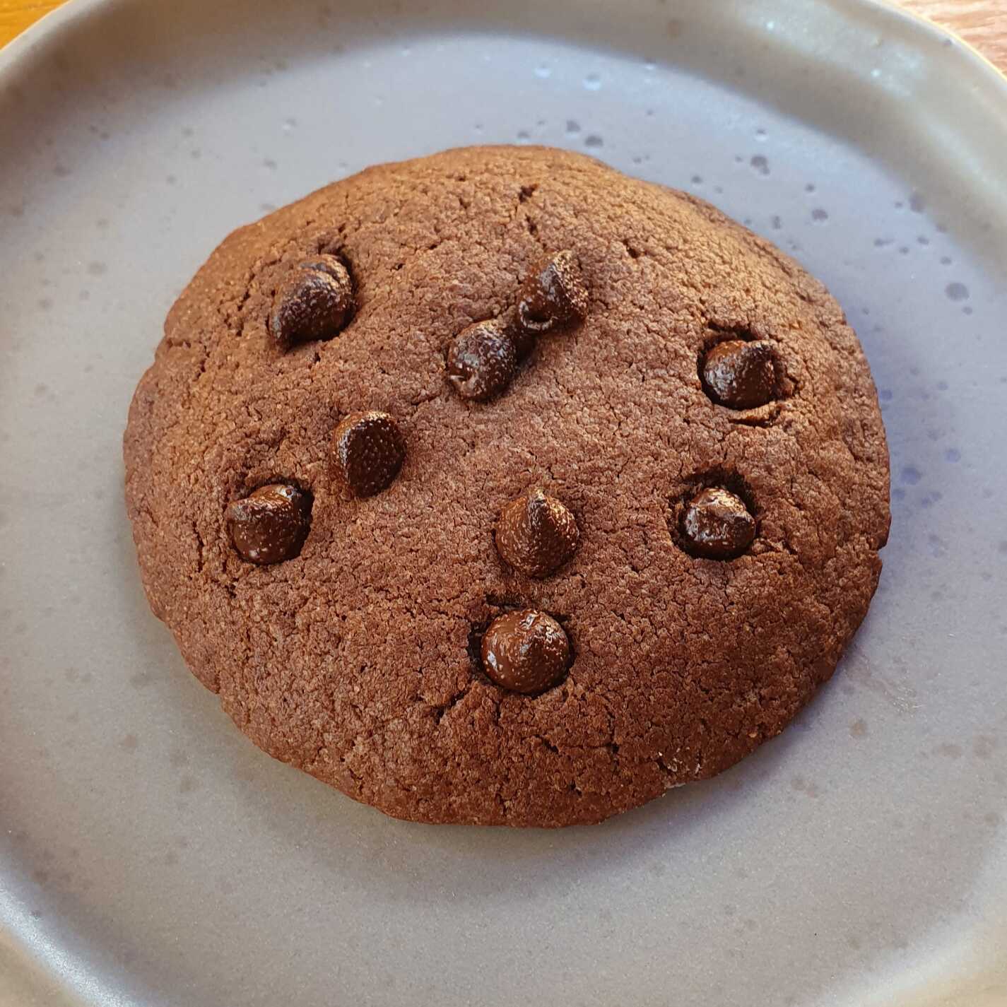 Galleta de chocolate rellena con nutella