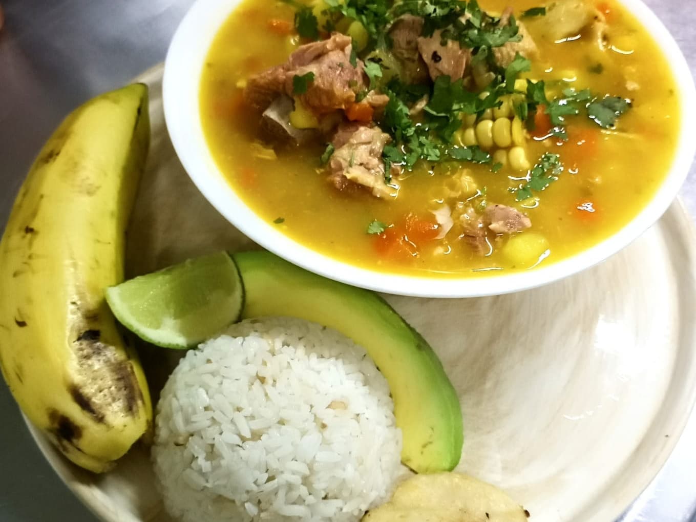 SABOR Y SAZON