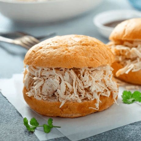 Jugo Surtido + Pan con Pollo Especial