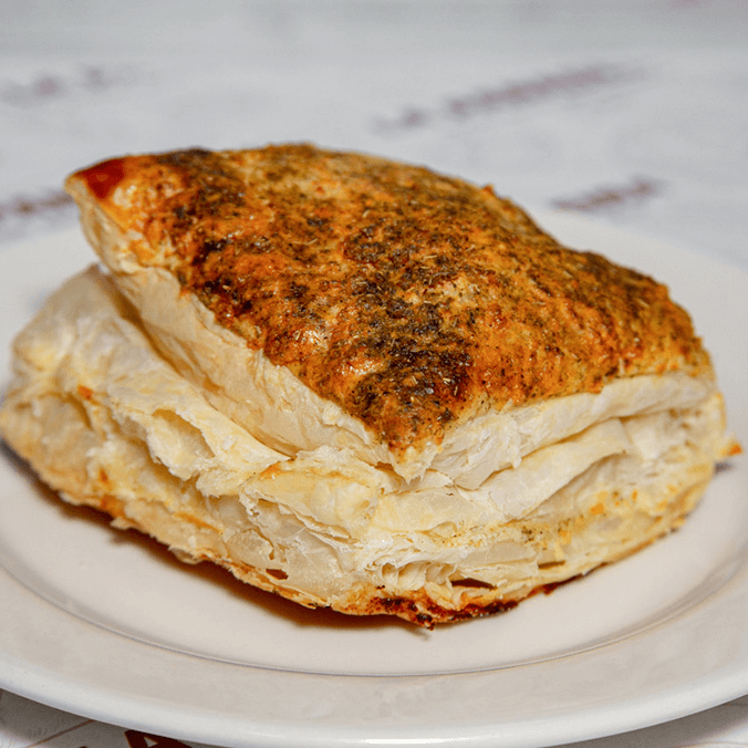 Pastel Hojaldrado de Pollo y Verduras