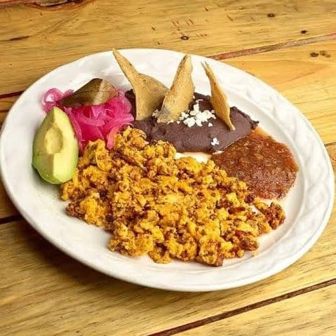 Huevo con Longaniza de Valladolid