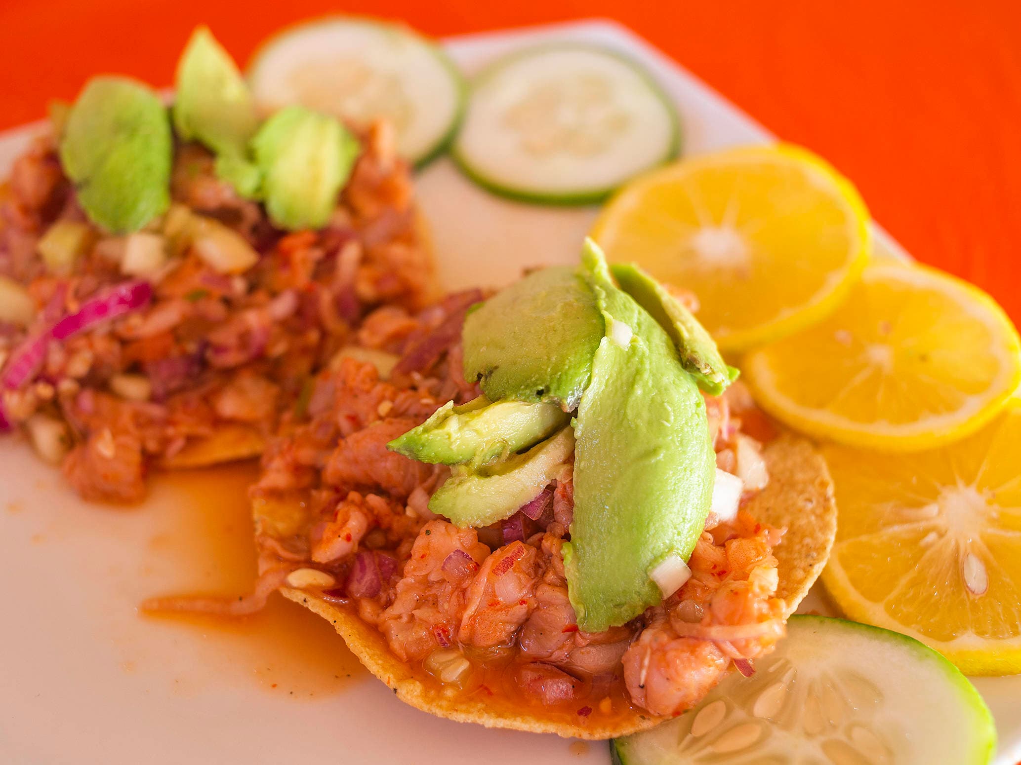 Tostada de Agua Chile Rojo