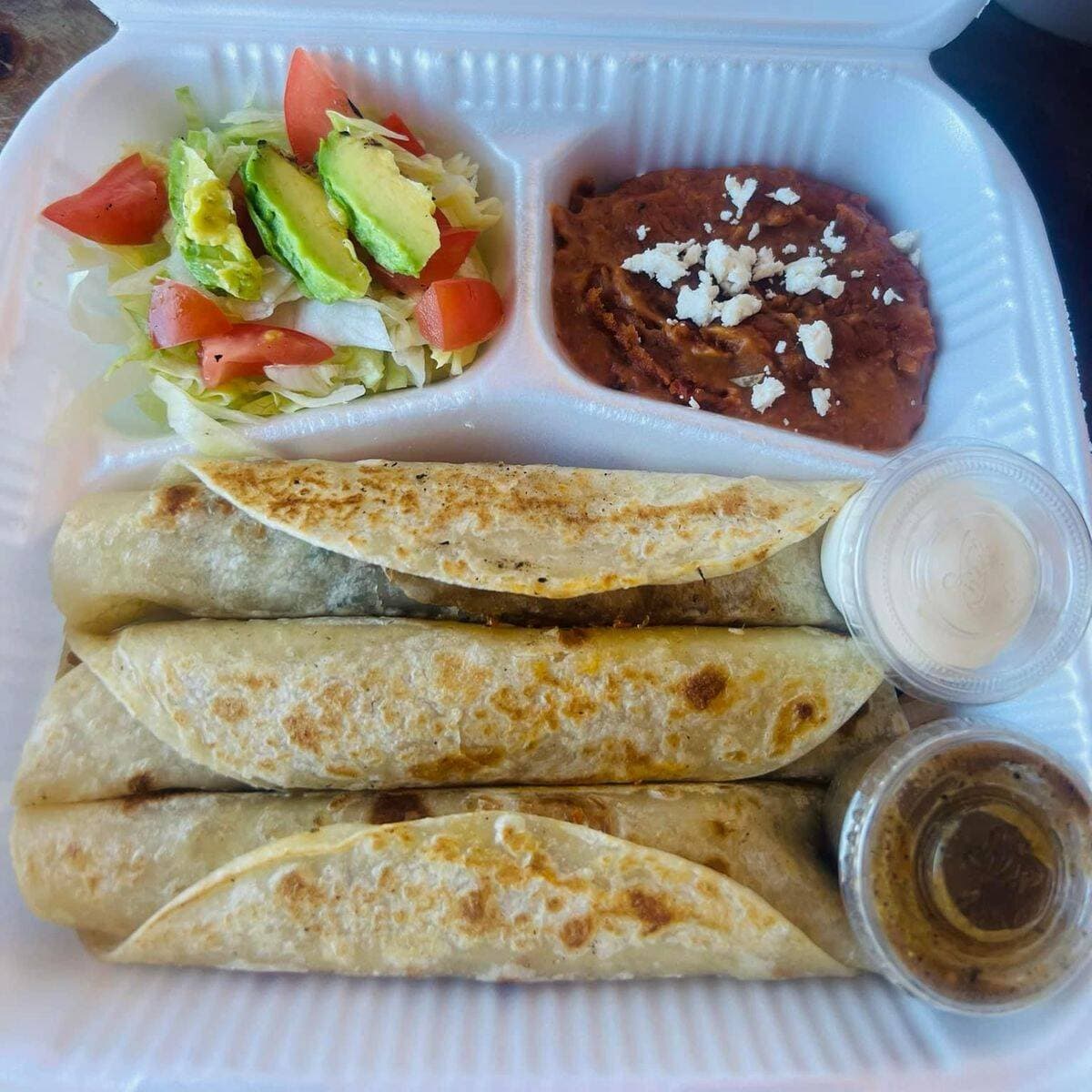 Orden 3 Burritos de Pierna