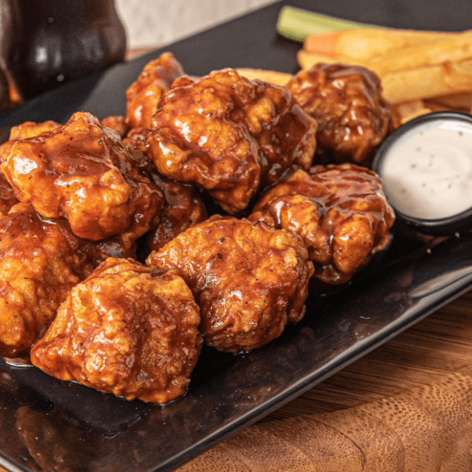 Boneless x12 + Papas