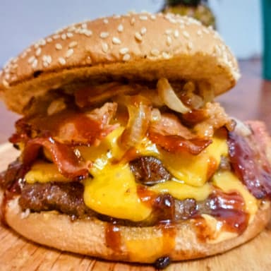Doble Bully Bacon