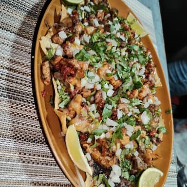 Nachos Campechanos
