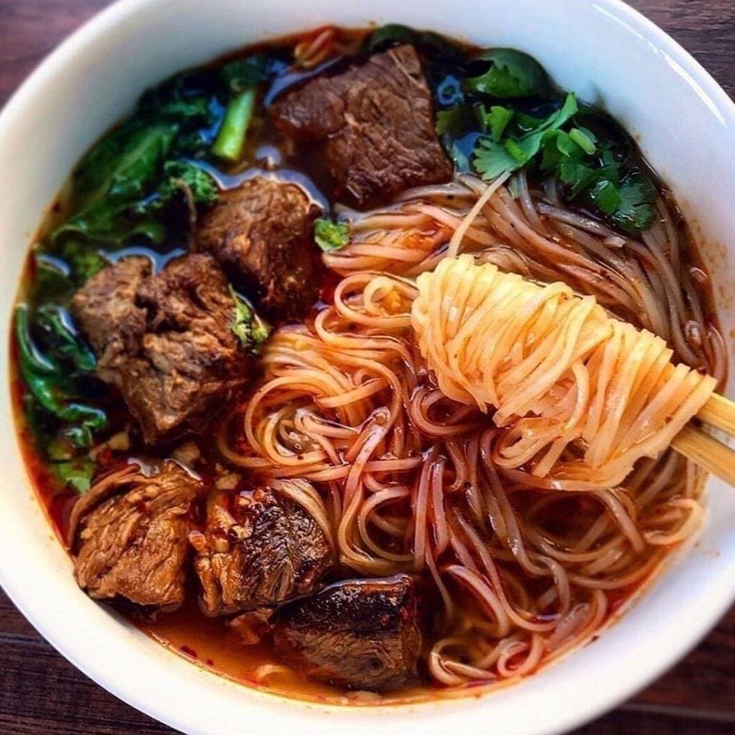 Birria Ramen Especial
