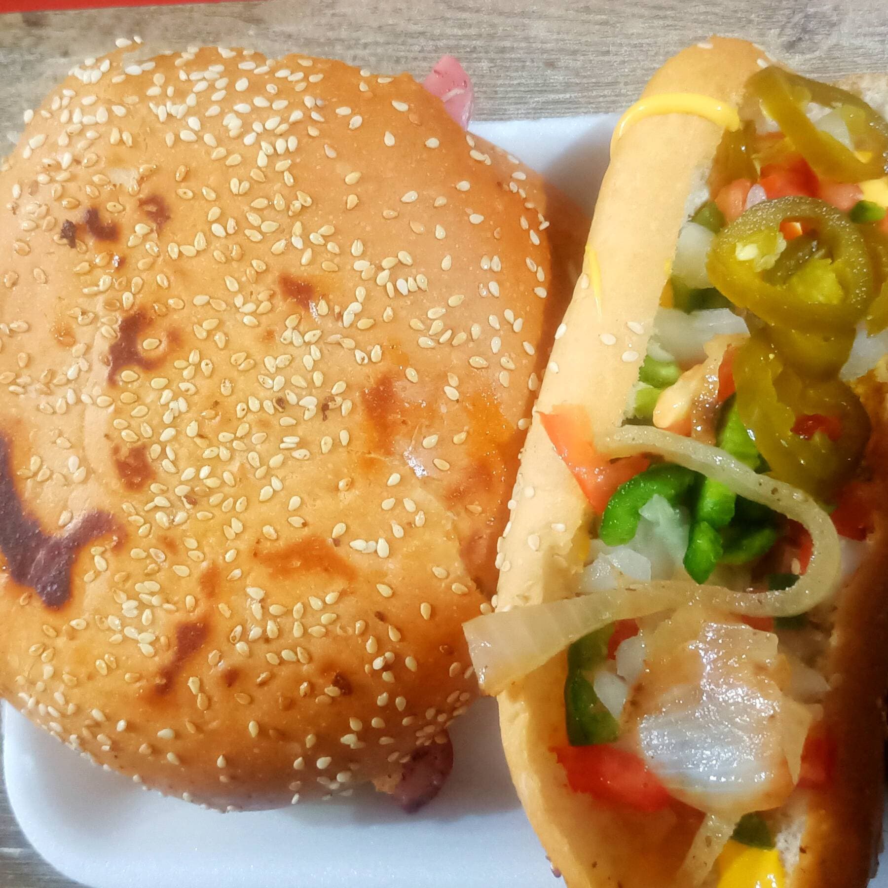 Hamburguesa y Hotdog