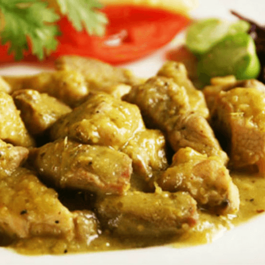 Costilla de Puerco en Salsa Verde (2 Guarniciones)