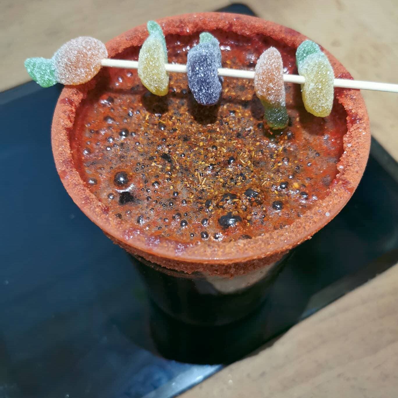 Gomiclamachela