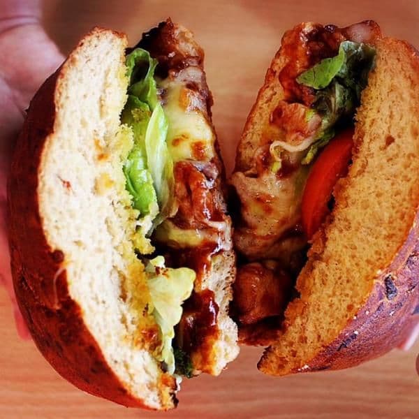 TORTA CHORIZO ARGENTINO   + POSTRE SORPRESA