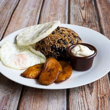 Desayuno Típico