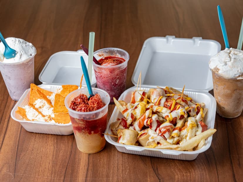 Papas y Salchipulpos Rosy