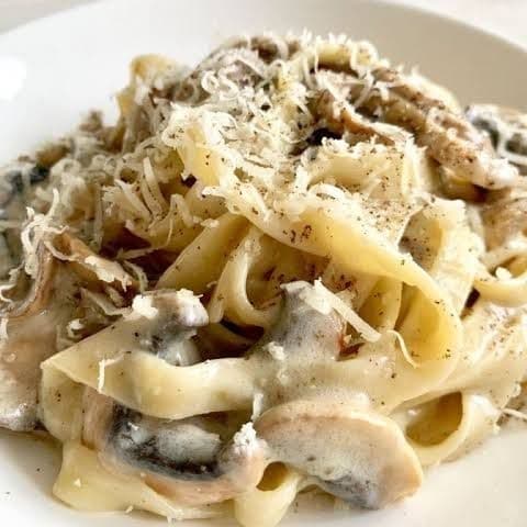 Pasta con Champiñon