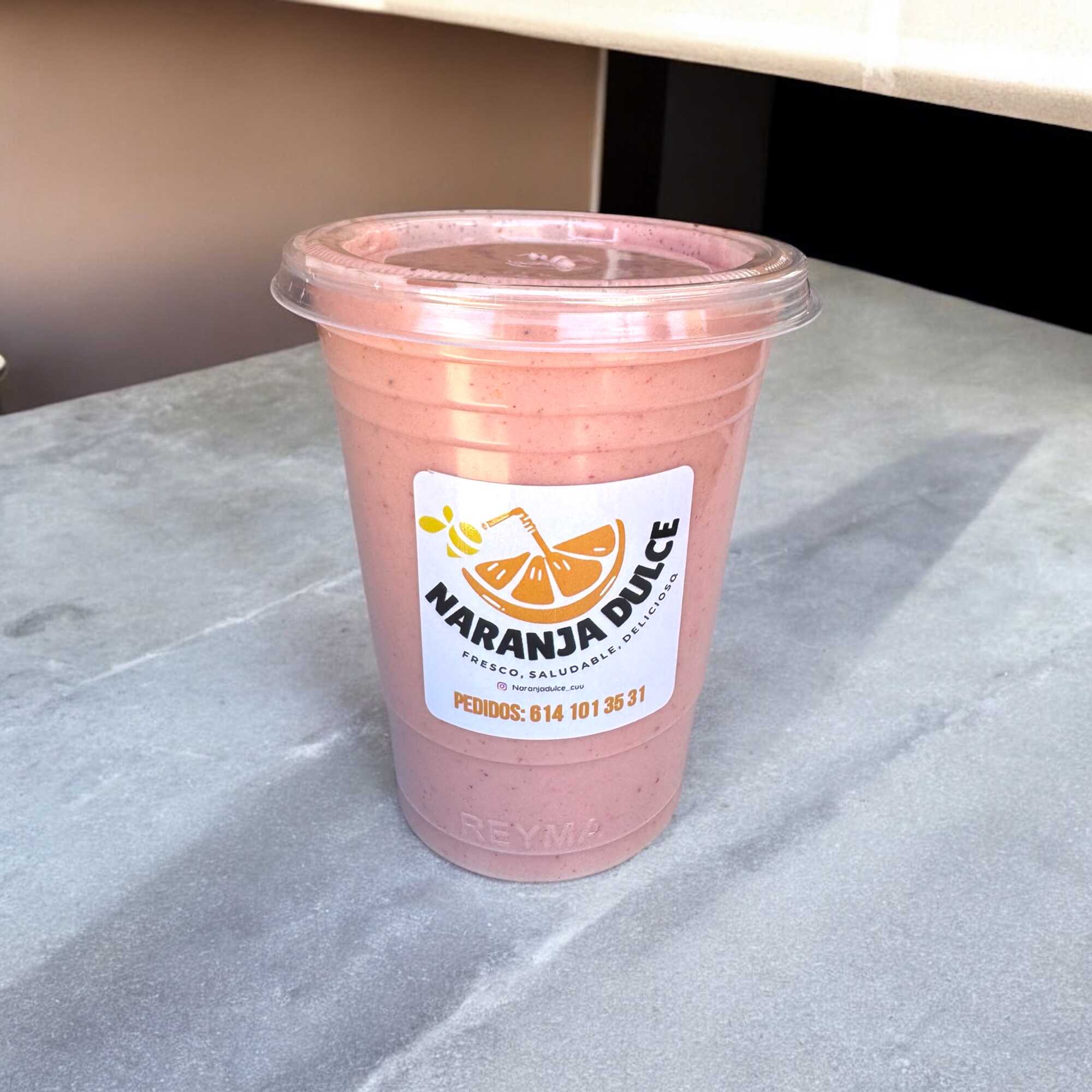 Licuado Mango, Fresa y Platano