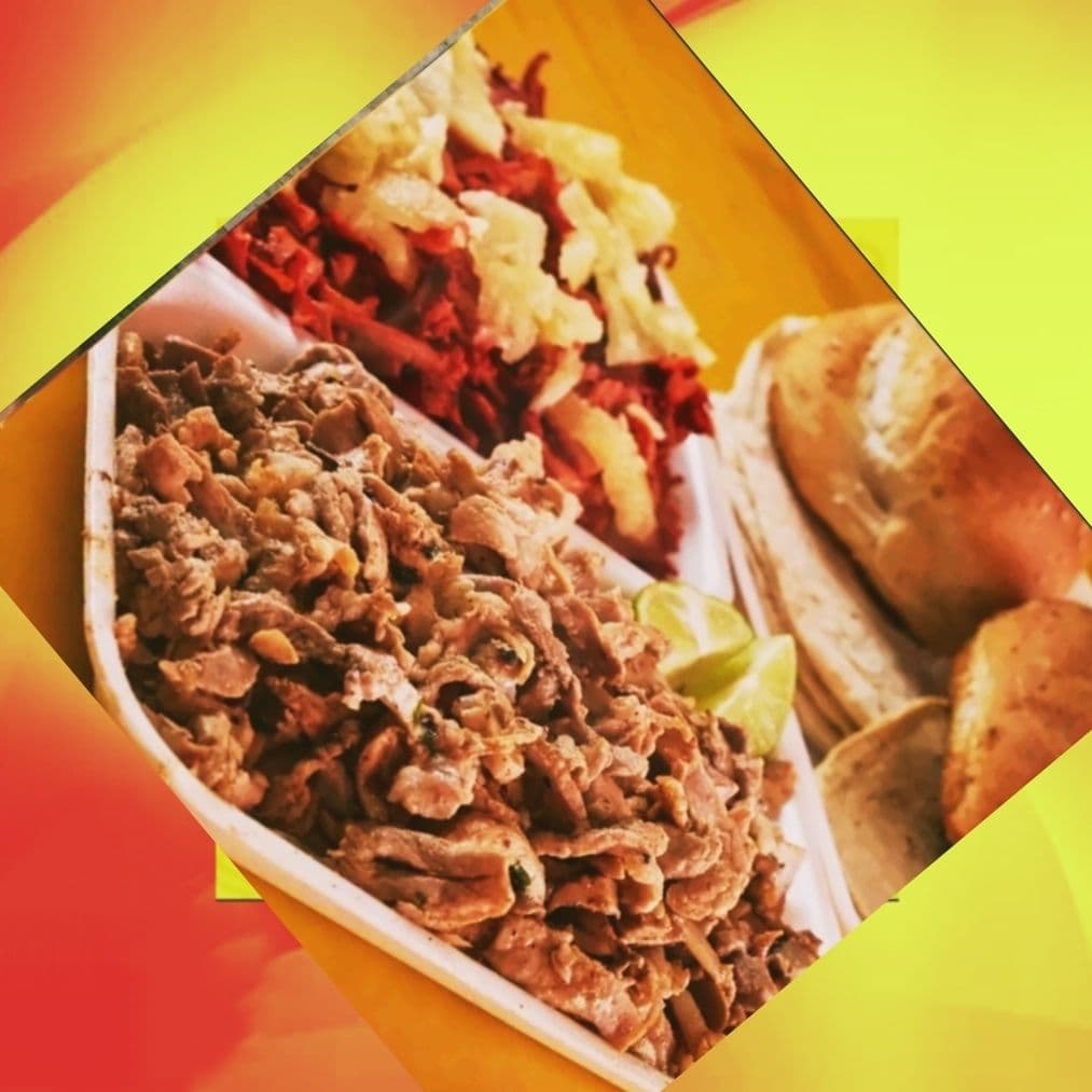 Un Kilo de Carne Árabe o al Pastor + Refresco 2 Lt