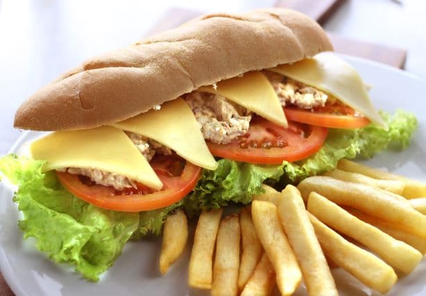 Sándwich de Atún y Huevo