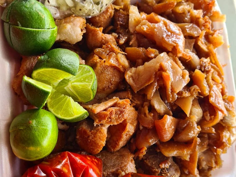 Carnitas y Chamorros Yamy 2