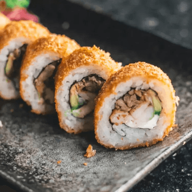 Chipo Sushi🍙🧀🥩🌶️