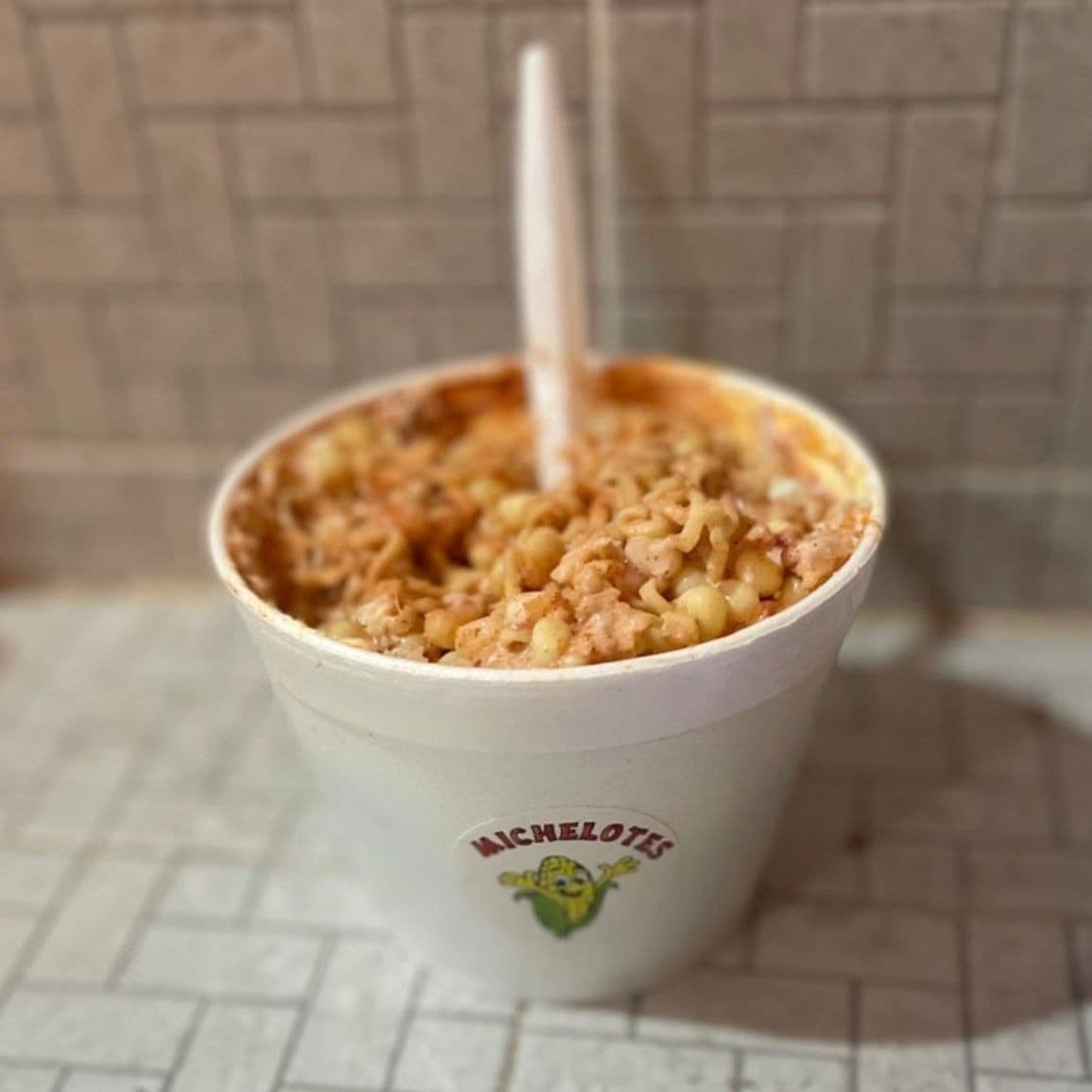 Combo de Maruchan de 1 Litro con Agua Fresca