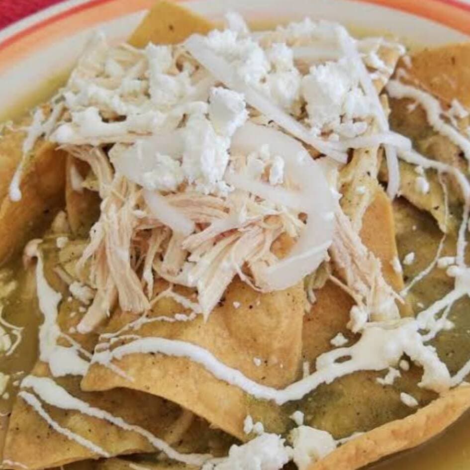 Chilaquiles con Pollo