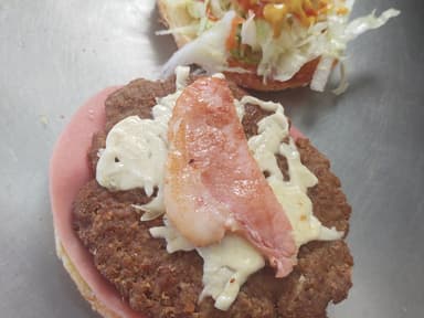 HAMBURGUESA ESPECIAL