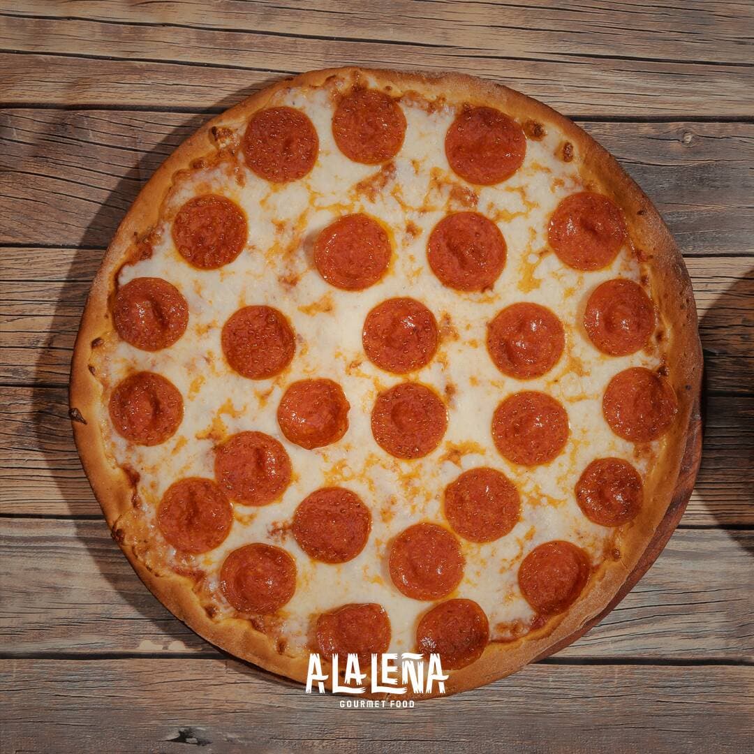 PIZZA DE PEPPERONI