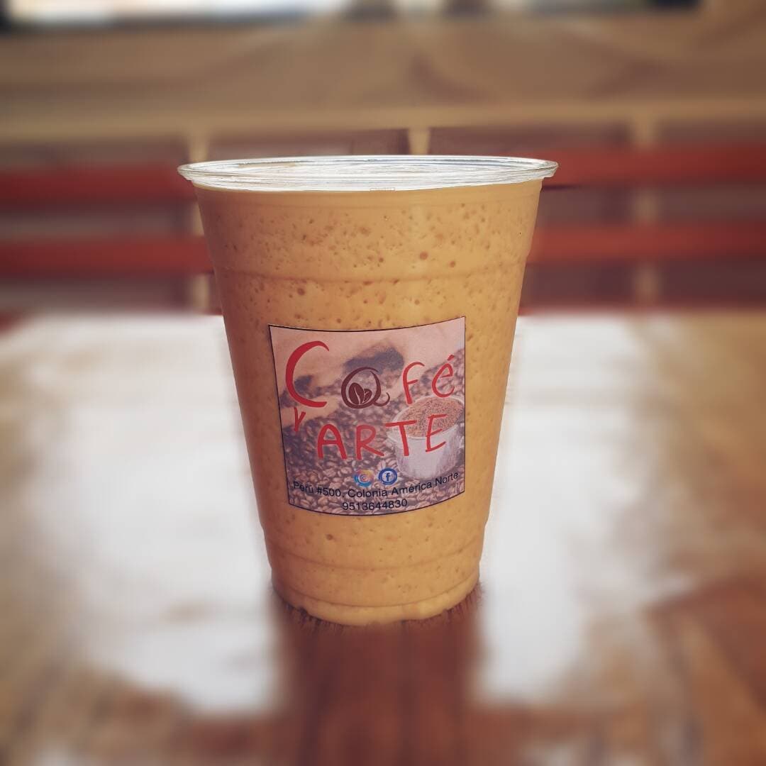 Café Frappé + Waffle