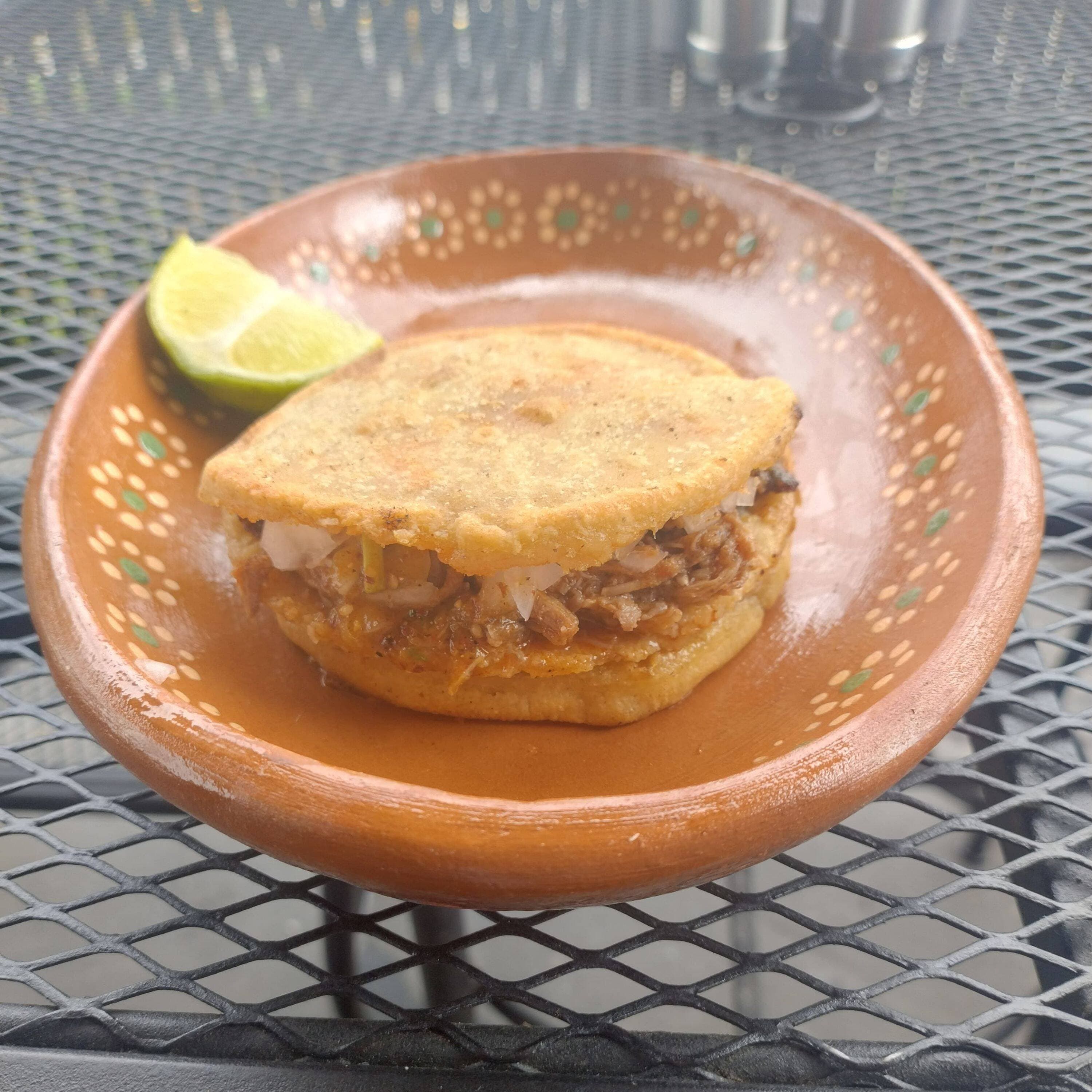 Gordita de barbacha