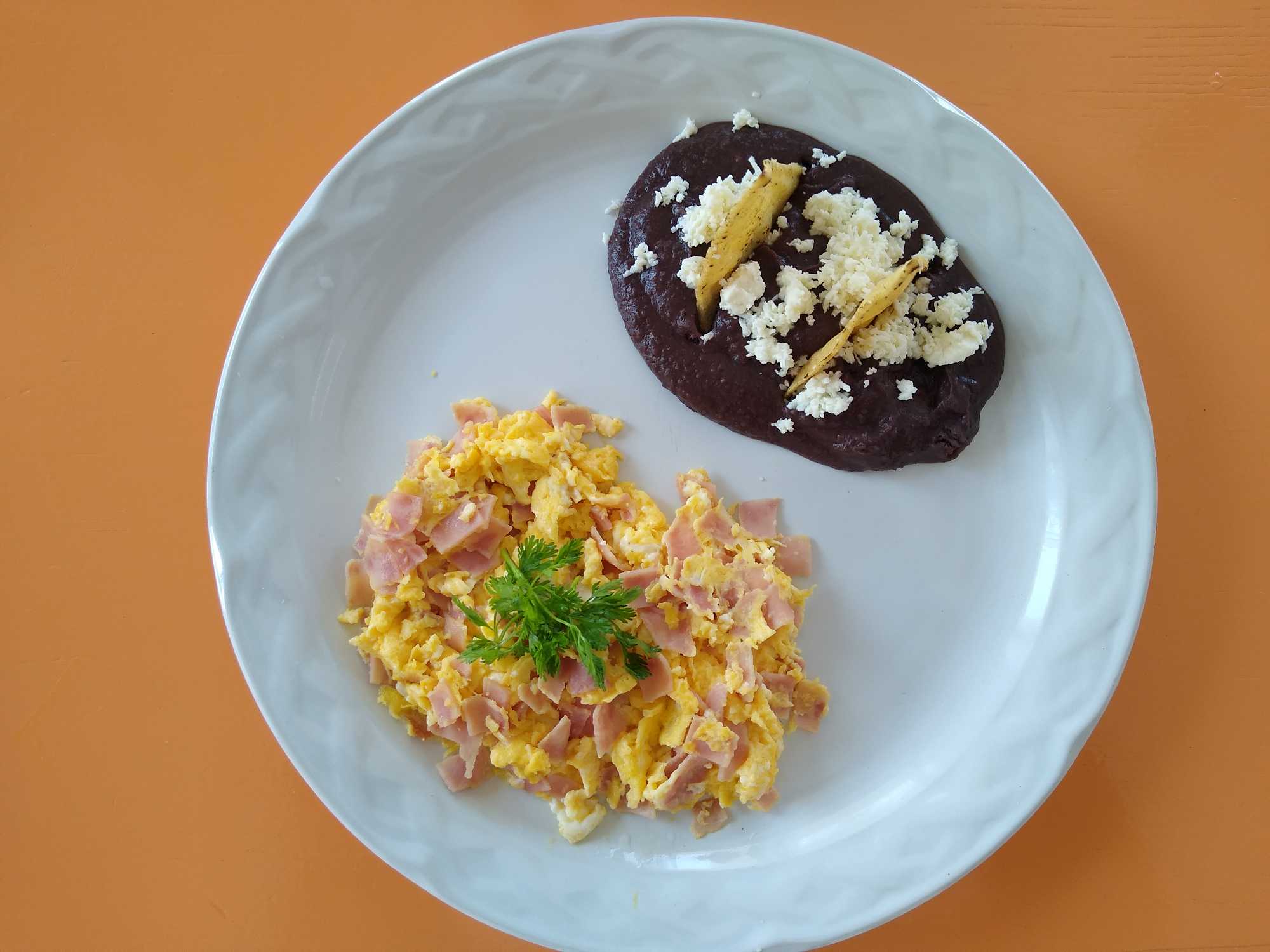 HUEVOS AL GUSTO