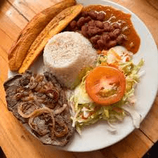 Ejecutivo con Hígado en Bistec
