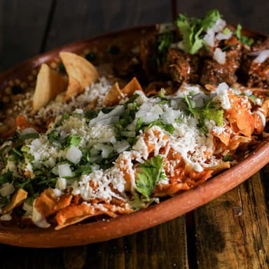 Chilaquiles con Birria
