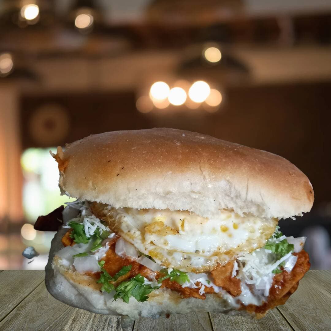 Torta de Chilaquiles Sin Carne